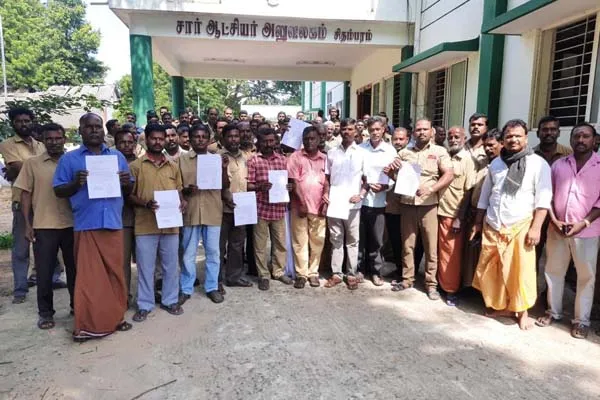 auto drivers gave petition to take action against domestic cow owners